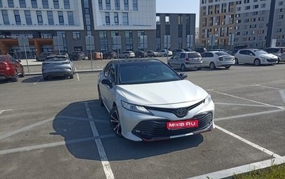 Toyota Camry, 2020 год, 3 300 000 рублей, 1 фотография