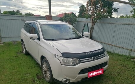 Mitsubishi Outlander III рестайлинг 3, 2012 год, 1 515 000 рублей, 1 фотография