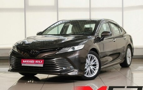 Toyota Camry, 2019 год, 3 124 999 рублей, 1 фотография