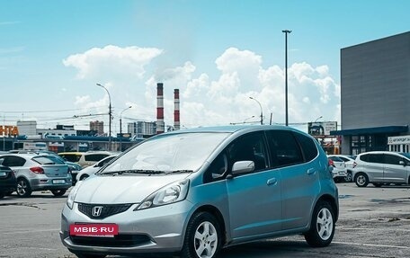 Honda Fit III, 2008 год, 775 000 рублей, 2 фотография