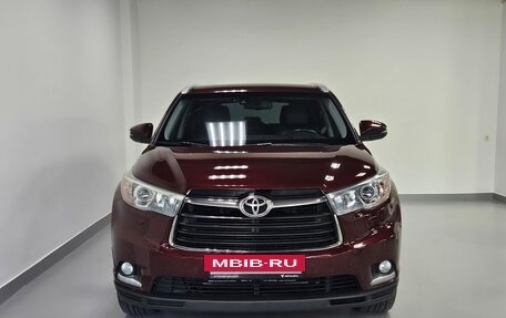 Toyota Highlander III, 2014 год, 2 885 000 рублей, 3 фотография