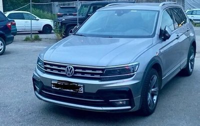 Volkswagen Tiguan II, 2020 год, 3 000 000 рублей, 1 фотография