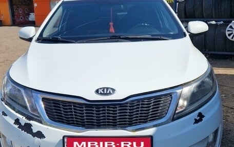 KIA Rio III рестайлинг, 2014 год, 890 000 рублей, 1 фотография