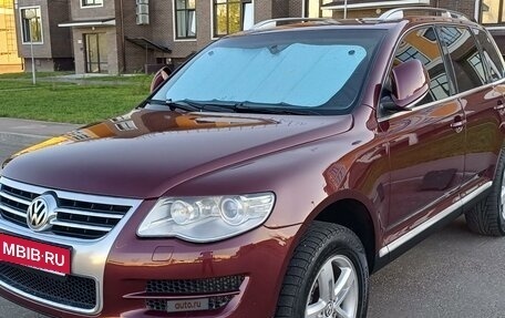 Volkswagen Touareg III, 2008 год, 1 500 000 рублей, 1 фотография