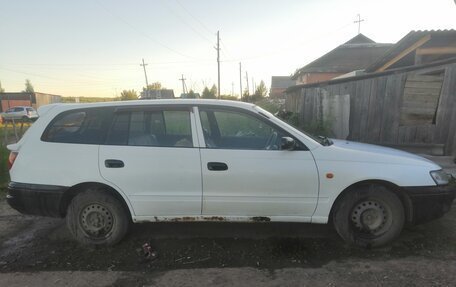 Toyota Caldina, 2000 год, 360 000 рублей, 3 фотография