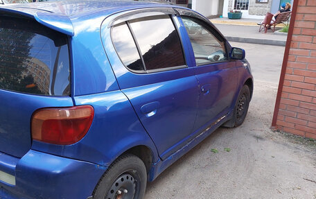 Toyota Yaris I рестайлинг, 2002 год, 350 000 рублей, 2 фотография