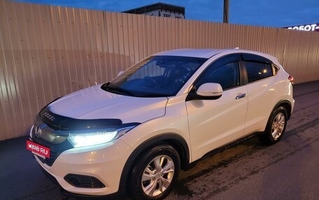 Honda Vezel, 2019 год, 2 550 000 рублей, 2 фотография