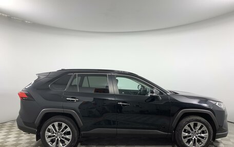 Toyota RAV4, 2021 год, 3 750 000 рублей, 4 фотография