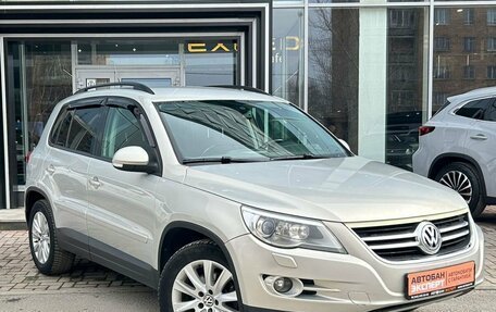 Volkswagen Tiguan I, 2011 год, 1 079 000 рублей, 4 фотография