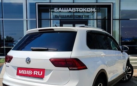 Volkswagen Tiguan II, 2019 год, 2 790 000 рублей, 5 фотография