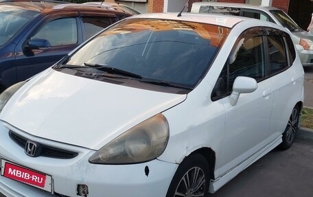 Honda Fit III, 2002 год, 385 000 рублей, 1 фотография