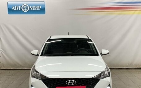 Hyundai Solaris II рестайлинг, 2021 год, 1 710 000 рублей, 2 фотография