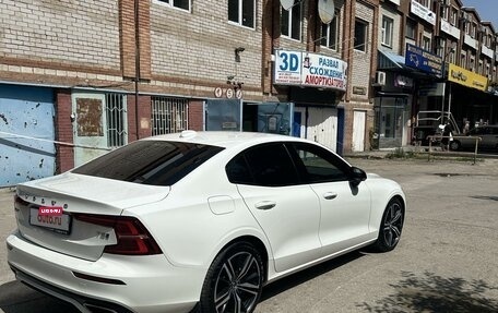 Volvo S60 III, 2021 год, 3 900 000 рублей, 3 фотография