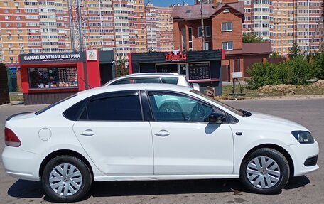 Volkswagen Polo VI (EU Market), 2015 год, 750 000 рублей, 4 фотография