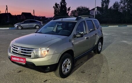 Renault Duster I рестайлинг, 2012 год, 900 000 рублей, 1 фотография