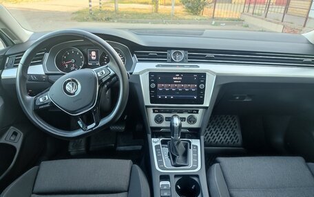 Volkswagen Passat B8 рестайлинг, 2018 год, 2 600 000 рублей, 7 фотография