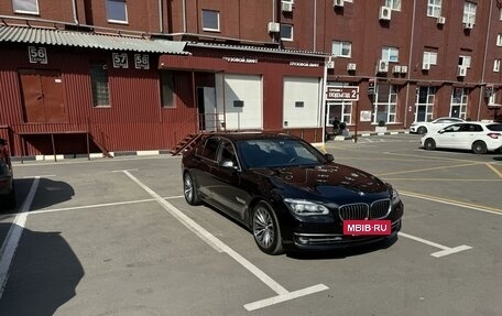 BMW 7 серия, 2013 год, 2 640 000 рублей, 3 фотография