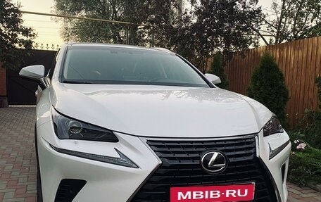 Lexus NX I, 2018 год, 4 000 000 рублей, 1 фотография