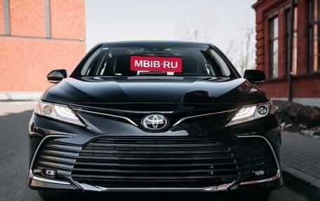 Toyota Camry, 2023 год, 4 499 000 рублей, 7 фотография