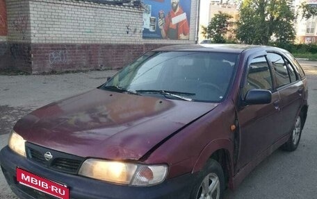 Nissan Almera, 1998 год, 120 000 рублей, 2 фотография