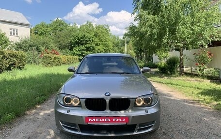 BMW 1 серия, 2008 год, 1 370 000 рублей, 2 фотография