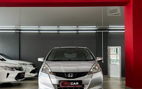 Honda Fit III, 2011 год, 870 000 рублей, 3 фотография