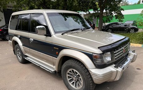 Mitsubishi Pajero III рестайлинг, 1993 год, 800 000 рублей, 4 фотография