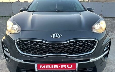 KIA Sportage IV рестайлинг, 2019 год, 2 420 000 рублей, 3 фотография