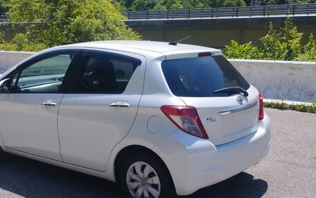 Toyota Vitz, 2011 год, 950 000 рублей, 8 фотография