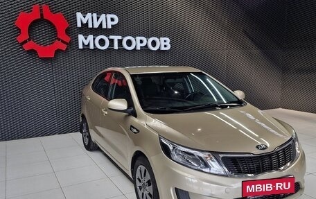 KIA Rio III рестайлинг, 2015 год, 1 000 000 рублей, 4 фотография