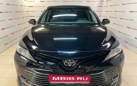 Toyota Camry, 2021 год, 3 117 000 рублей, 2 фотография