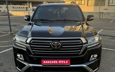 Toyota Land Cruiser 200, 2017 год, 7 600 000 рублей, 1 фотография