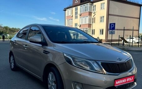 KIA Rio III рестайлинг, 2012 год, 980 000 рублей, 1 фотография