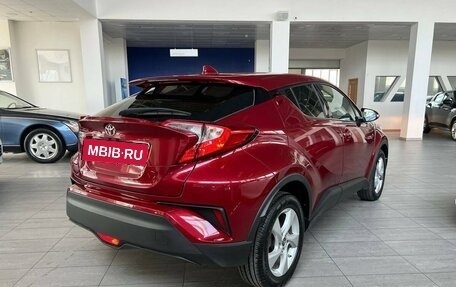 Toyota C-HR I рестайлинг, 2019 год, 2 349 900 рублей, 6 фотография