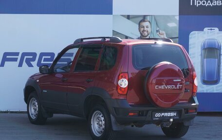 Chevrolet Niva I рестайлинг, 2011 год, 668 000 рублей, 2 фотография