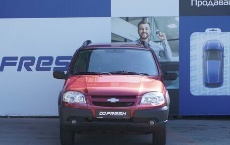 Chevrolet Niva I рестайлинг, 2011 год, 668 000 рублей, 3 фотография