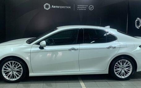 Toyota Camry, 2019 год, 3 000 000 рублей, 5 фотография