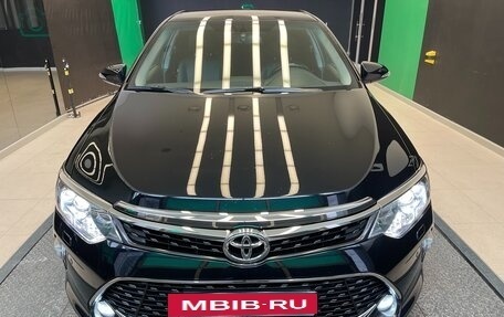 Toyota Camry, 2018 год, 2 890 000 рублей, 2 фотография