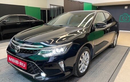 Toyota Camry, 2018 год, 2 890 000 рублей, 3 фотография