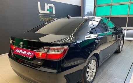 Toyota Camry, 2018 год, 2 890 000 рублей, 6 фотография