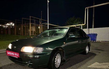 Nissan Almera, 1998 год, 200 000 рублей, 2 фотография