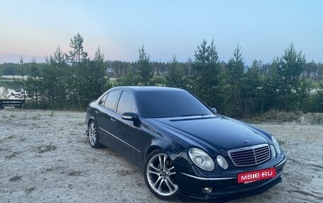 Mercedes-Benz E-Класс, 2002 год, 850 000 рублей, 3 фотография