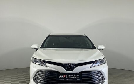 Toyota Camry, 2018 год, 2 899 000 рублей, 2 фотография