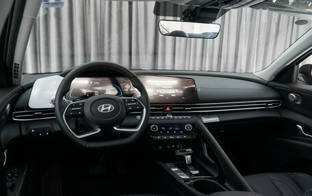 Hyundai Elantra, 2023 год, 2 625 000 рублей, 6 фотография