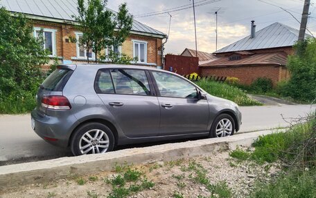 Volkswagen Golf VI, 2011 год, 900 000 рублей, 3 фотография