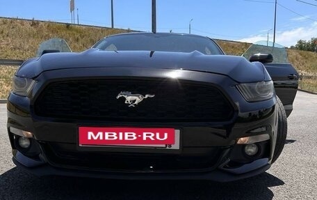 Ford Mustang VI рестайлинг, 2016 год, 2 790 000 рублей, 4 фотография