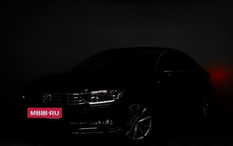 Volkswagen Passat B8 рестайлинг, 2016 год, 1 969 015 рублей, 2 фотография