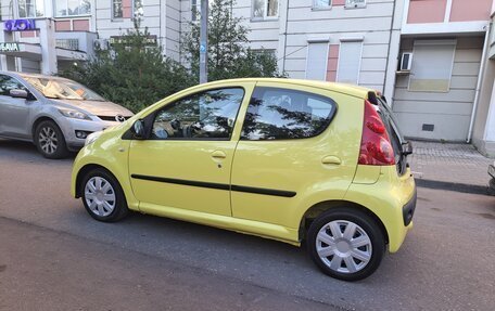 Peugeot 107 I рестайлинг, 2008 год, 385 000 рублей, 3 фотография