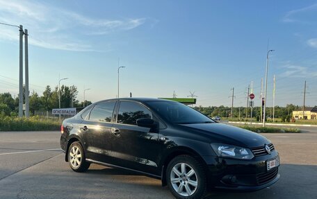 Volkswagen Polo VI (EU Market), 2011 год, 930 000 рублей, 3 фотография