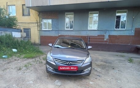 Hyundai Solaris II рестайлинг, 2015 год, 850 000 рублей, 13 фотография